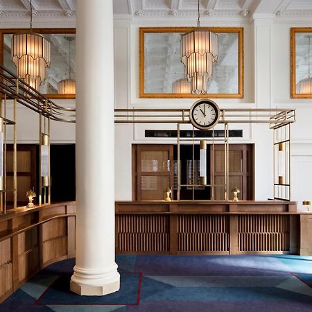 Riggs Washington Dc Hotel Bagian luar foto The hotel's lobby