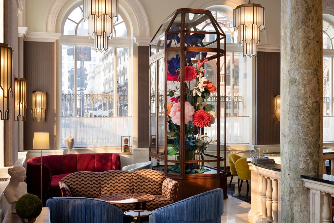 Riggs Washington Dc Hotel Bagian luar foto The hotel's lobby