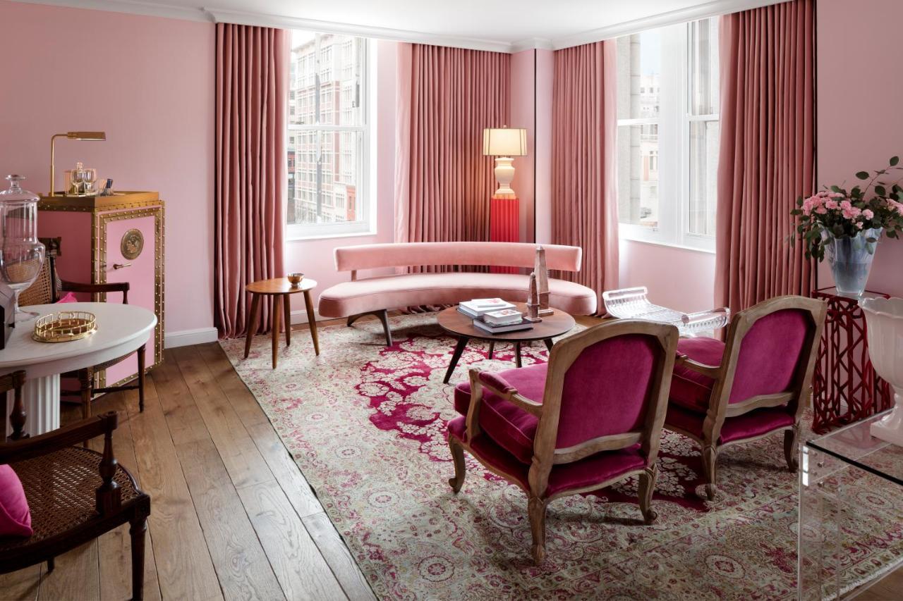 Riggs Washington Dc Hotel Bagian luar foto The Pink Room