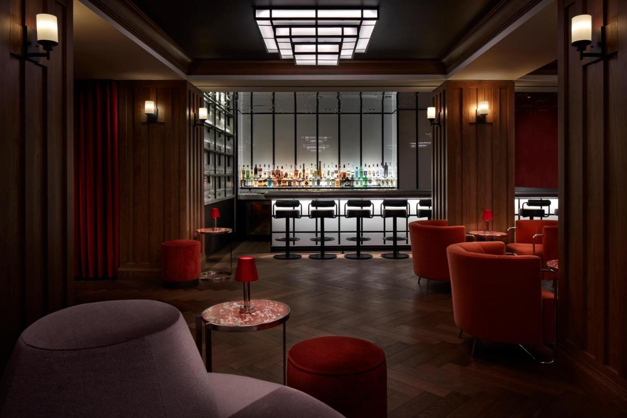 Riggs Washington Dc Hotel Bagian luar foto The Bar at The Hari