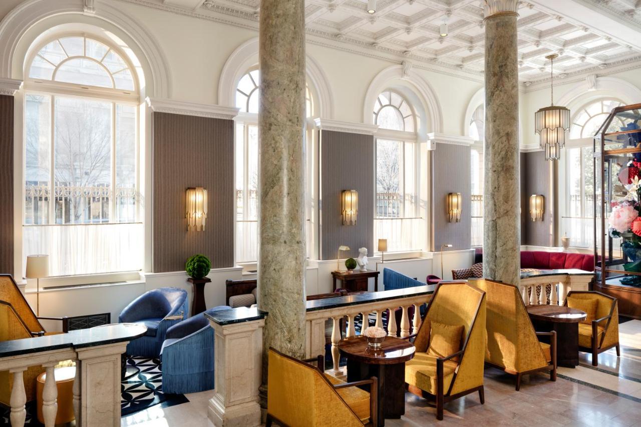 Riggs Washington Dc Hotel Bagian luar foto The hotel's lobby
