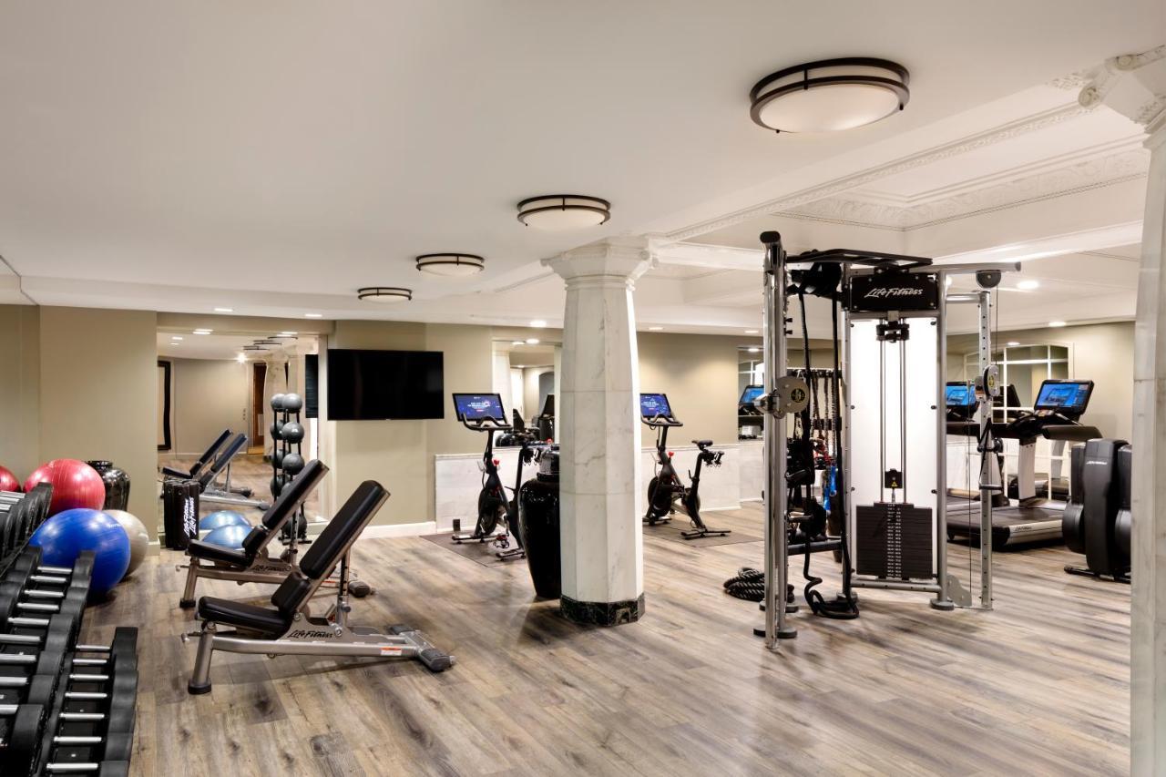Riggs Washington Dc Hotel Bagian luar foto The gym at The Standard East Village